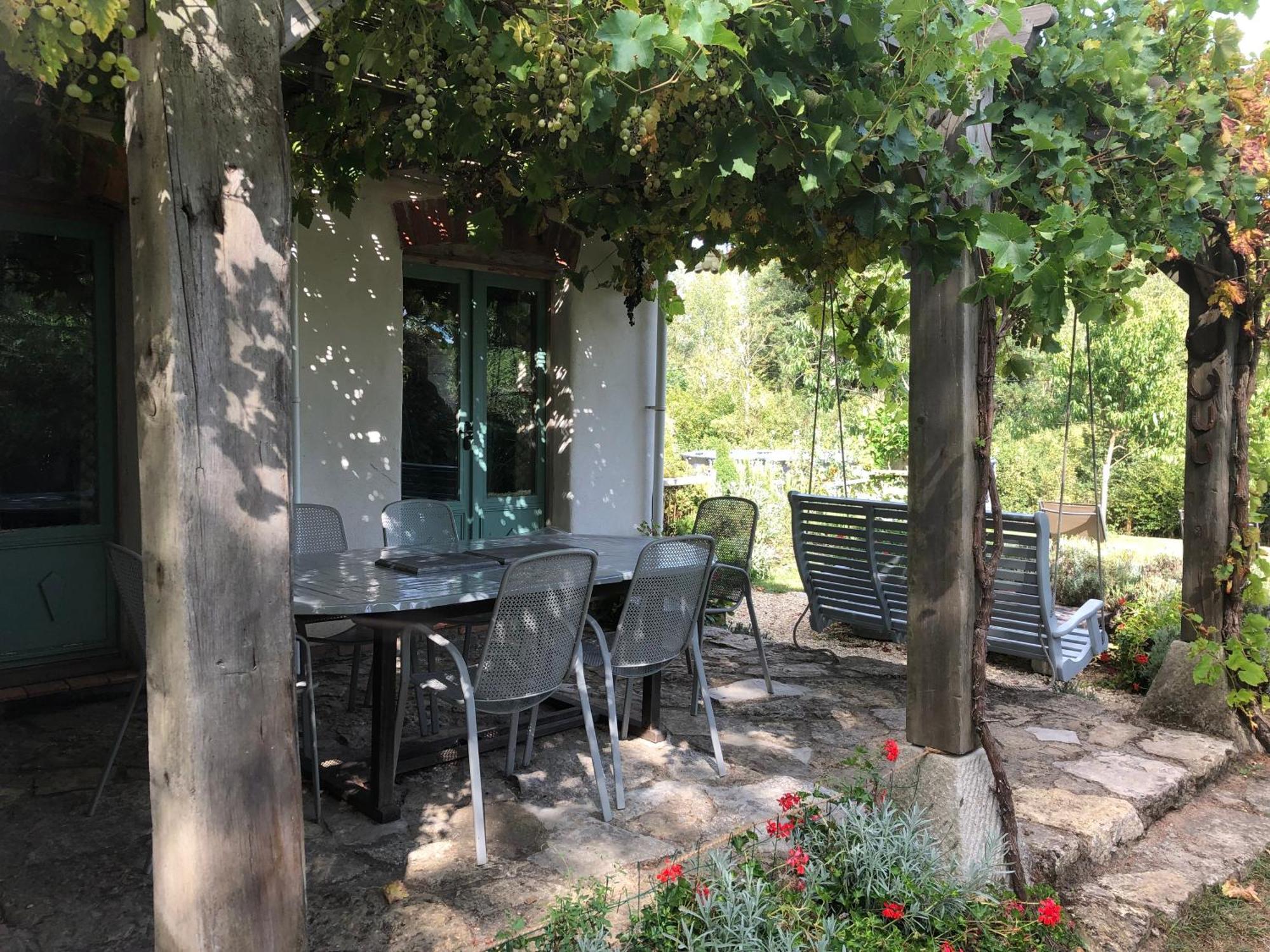 Villa Les Rossignols à Saint-Jeanvrin Extérieur photo