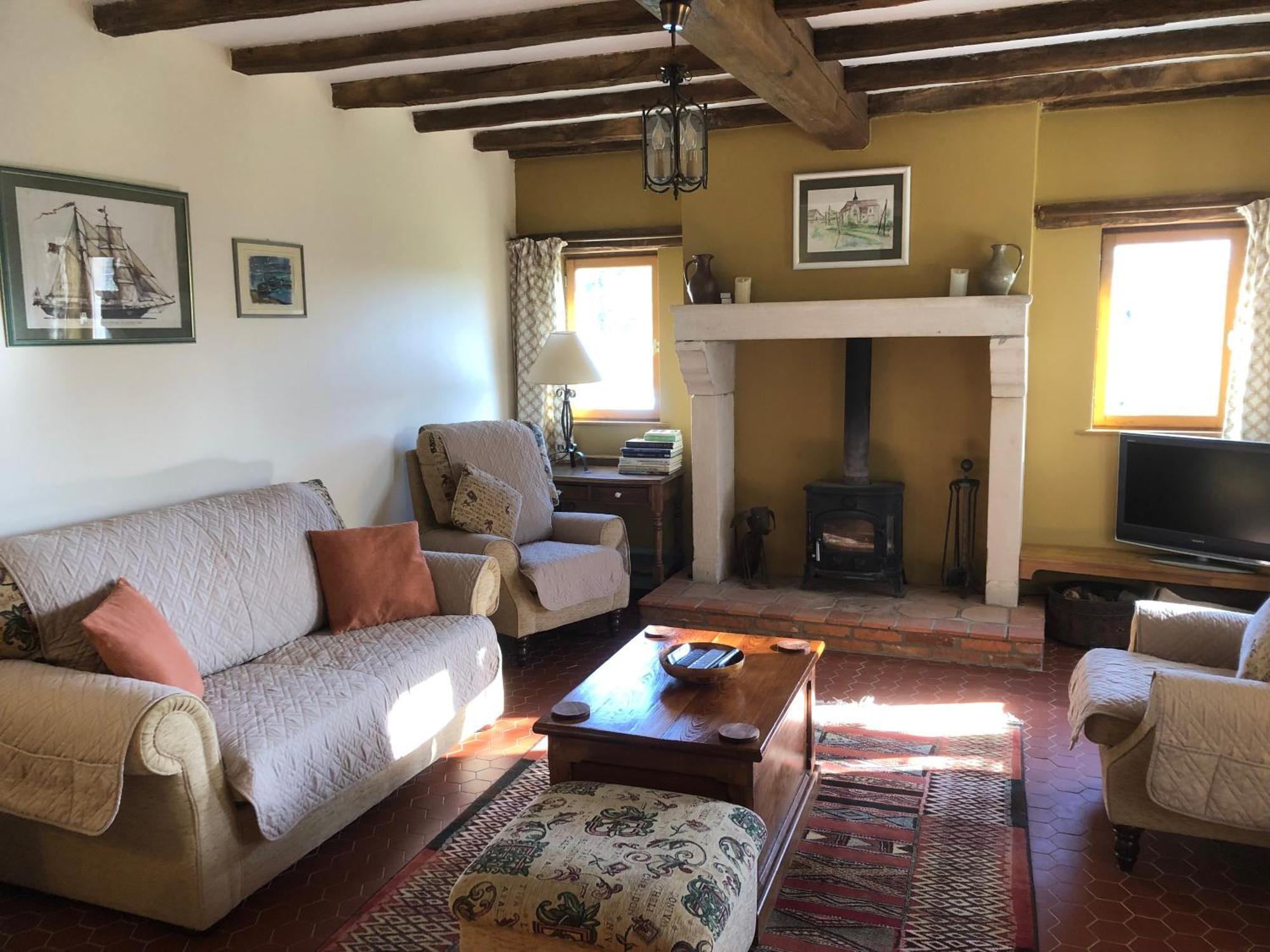 Villa Les Rossignols à Saint-Jeanvrin Extérieur photo